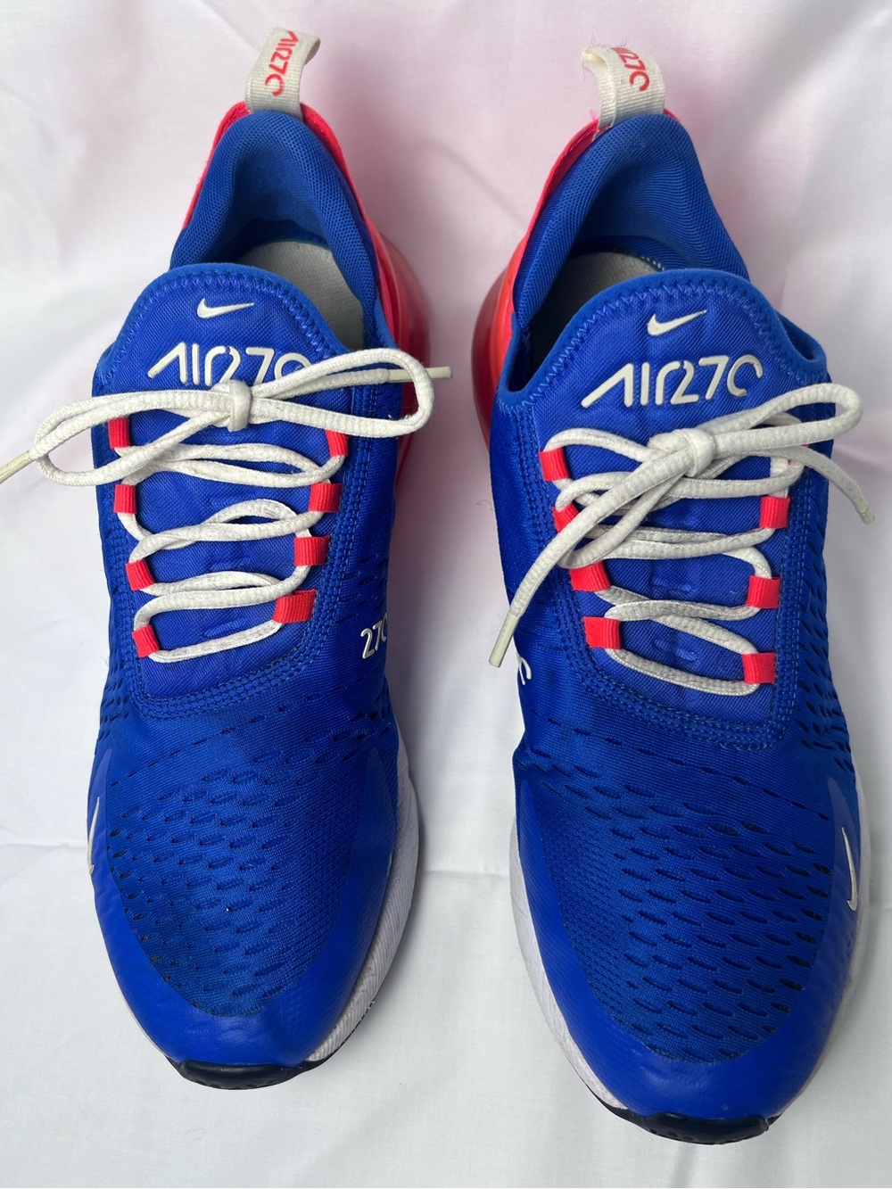 Nike Air Max 270 Athletic Shoes in Blue with Red Accents - Picture 4 of 8